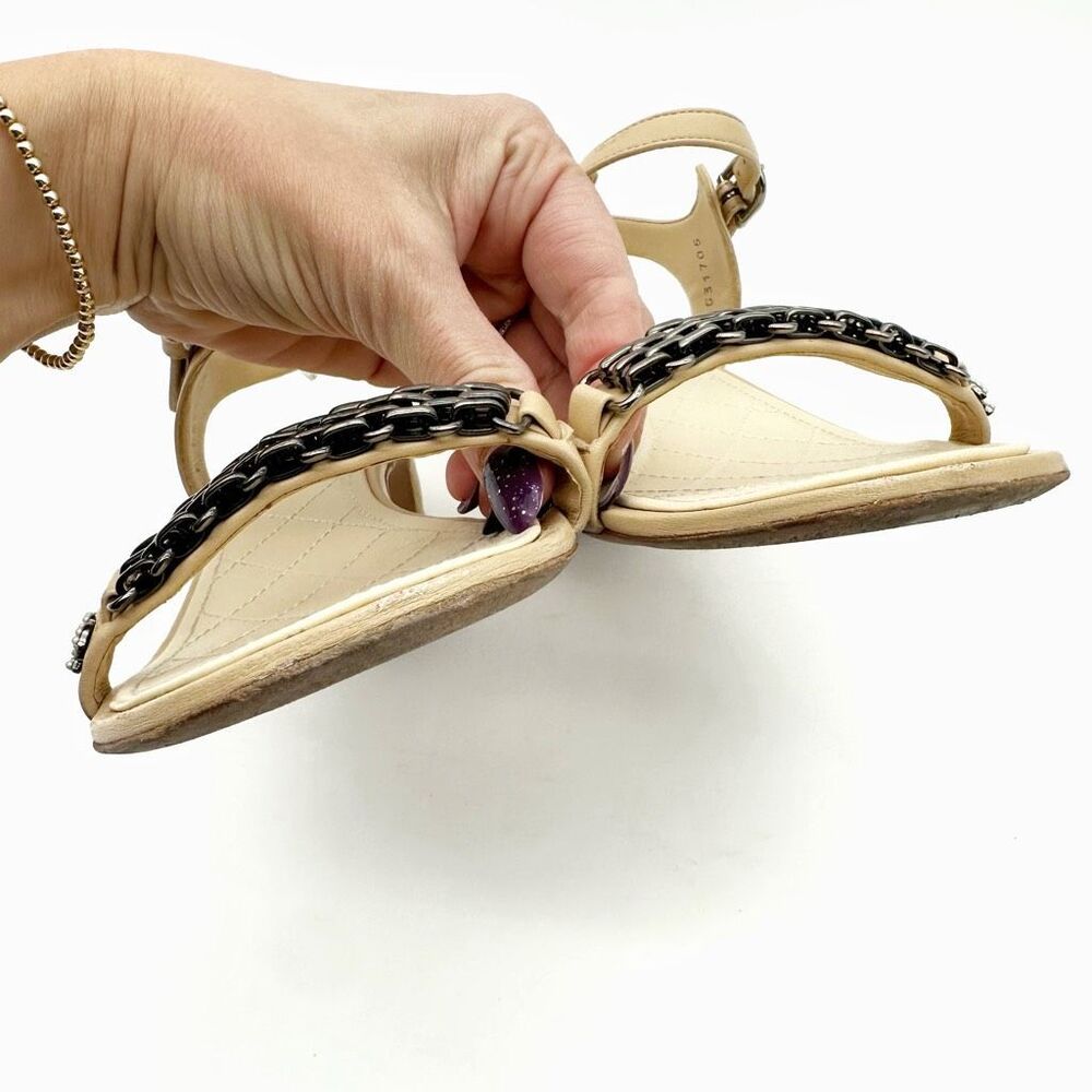 CHANEL Beige Chain Ankle Strap Heels Size 38 Interlocking Pearl CC Logo Sandals - Picture 11 of 13